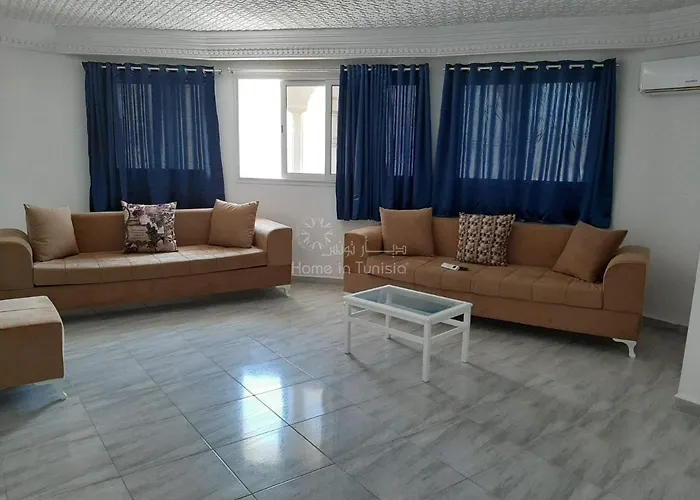 Boutique Duplex S+4 A Hammamet Nord, Proche De La Mer Apartamento