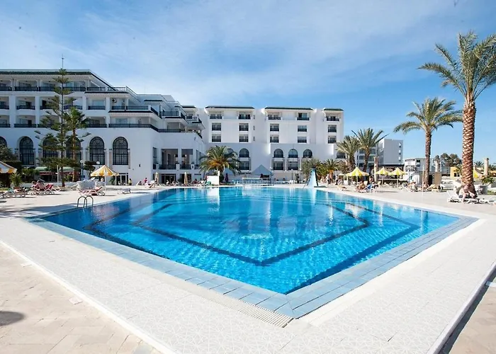 Riviera Hotel - Family Only Port El-Kantaoui
