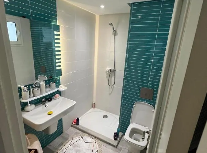 Fully Furnished 2 Bedrooms Flat Mahdia