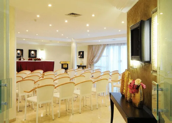 Tunis Hotels for Romantic Getaway near Medina of Tunis